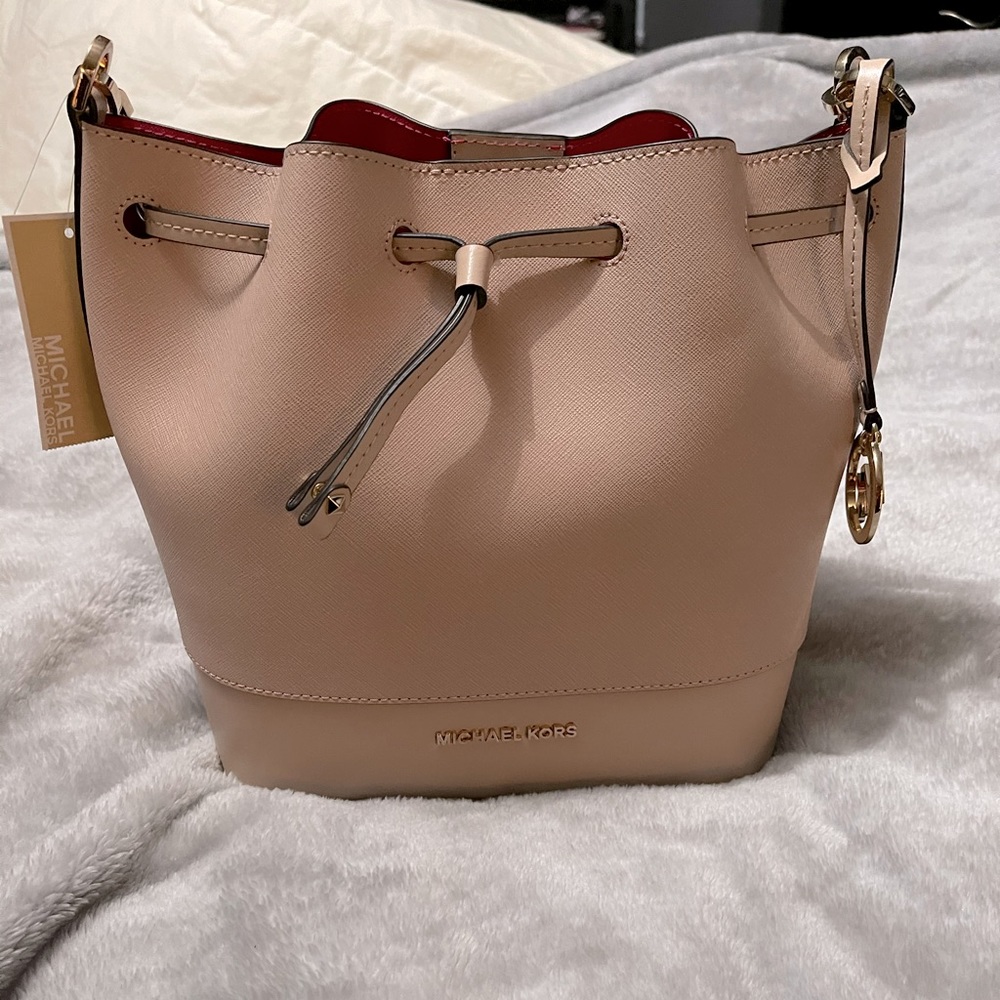 Michael Kors bucket purse